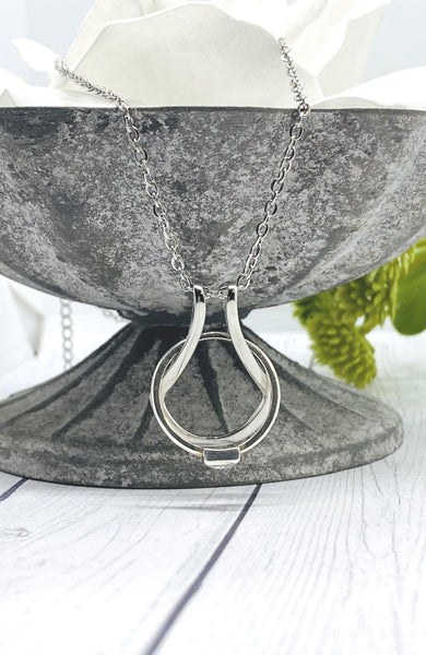 Amazon.com: Emily C Ring Holder Necklace - Sterling Silver Ring Keeper  Necklaces - Women & Men Wedding Ring Holder Necklace - Cute Necklace Jewelry  for Women, Wife, Nurse, Doctor - Bezel Ring